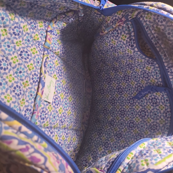 Vera Bradley Tote Bag or Crossbody Bag, Size: Large Blue Multi-Colored - Picture 11 of 16